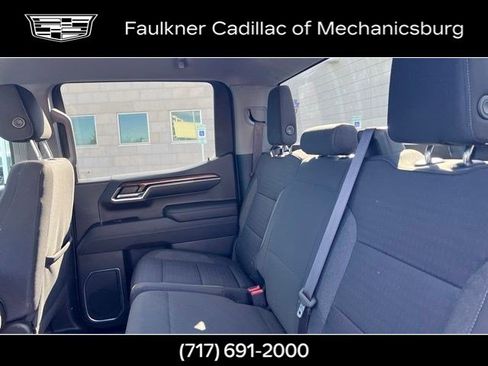 Used 2023 Chevrolet Silverado 1500 LT AWD/4WD image 13