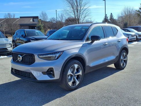 New 2026 Volvo XC40 B5 Plus w/ Climate Package AWD/4WD image 1