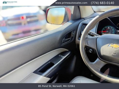 Used 2018 Chevrolet Colorado W/T AWD/4WD image 19