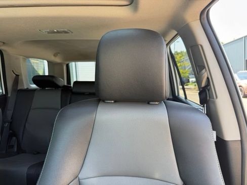 Used 2023 Toyota 4Runner SR5 Premium w/ Moonroof Package AWD/4WD image 19