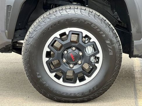 Certified 2024 Toyota Tacoma TRD Off-Road w/ TRD Off Road Upgrade Package AWD/4WD image 28