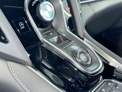 Used 2025 Acura RDX SH-AWD image 20