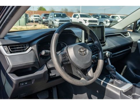 Used 2024 Toyota RAV4 XLE AWD/4WD image 10