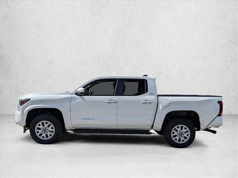 Used 2024 Toyota Tacoma SR5 image 5