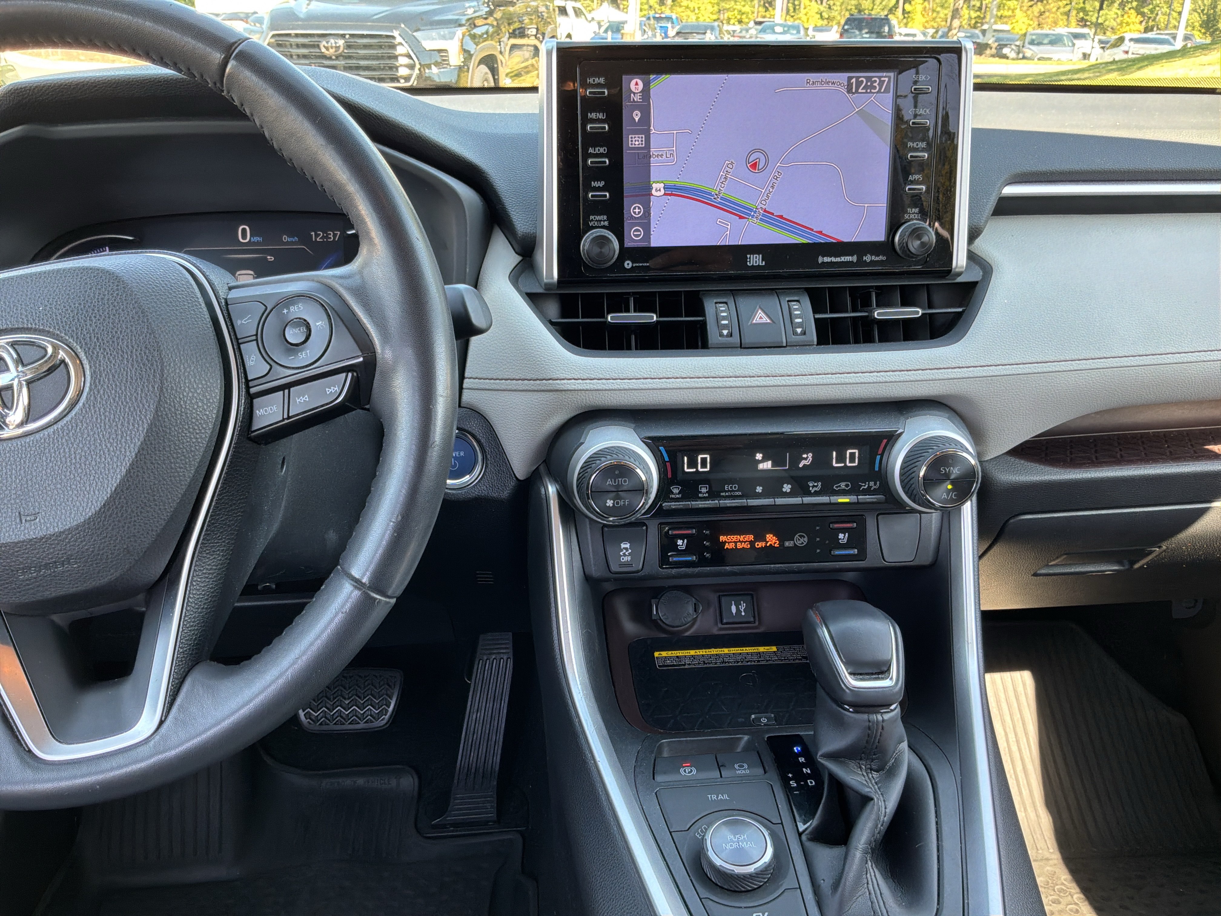 Used 2019 Toyota RAV4 Limited AWD/4WD image 30