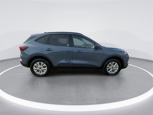 New 2026 Ford Escape Active w/ Cold Weather Package image 9