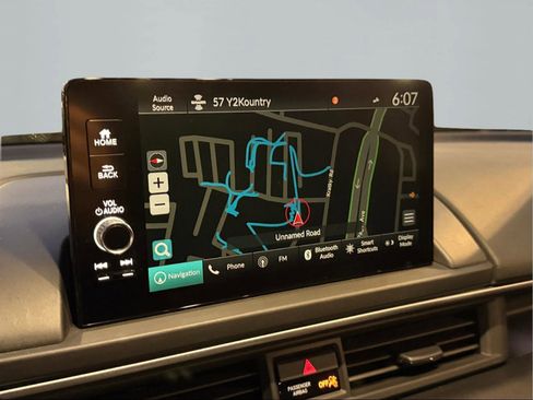 Used 2023 Honda Pilot Elite image 6