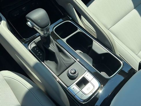 New 2025 Kia Telluride EX w/ EX Captain's Chair Package AWD/4WD image 18