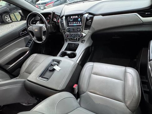 Used 2018 Chevrolet Tahoe LT w/ Luxury Package image 23