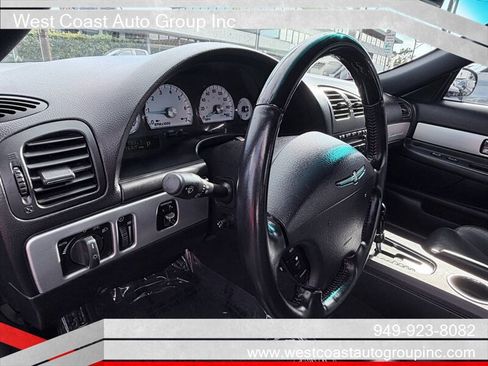 Used 2005 Ford Thunderbird RWD image 5
