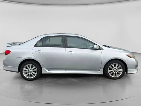 Used 2010 Toyota Corolla S FWD image 6