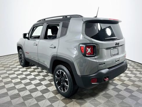 Used 2023 Jeep Renegade Trailhawk w/ Sun/Sound Group AWD/4WD image 5