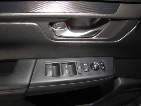 Certified 2025 Honda CR-V EX image 11