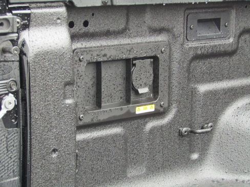 New 2025 Ford Ranger Raptor image 9