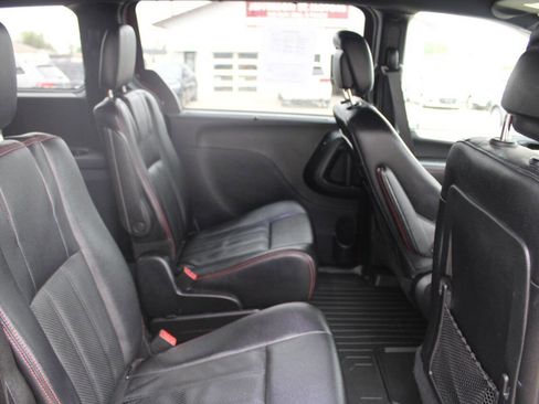 Used 2019 Dodge Grand Caravan GT FWD image 8