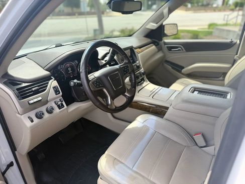 Used 2016 GMC Yukon Denali w/ Open Road Package image 10