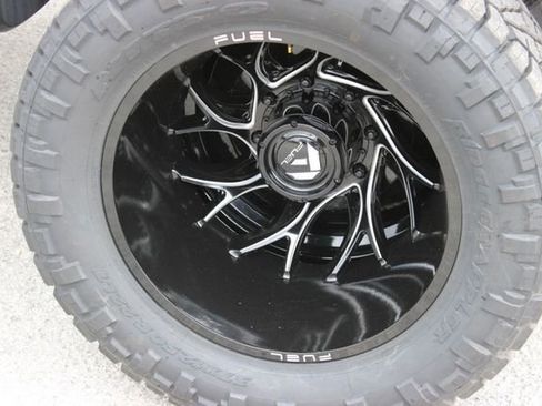 Used 2024 GMC Sierra 3500 Denali w/ Denali Reserve Package image 19