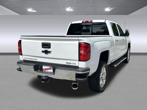 Used 2019 Chevrolet Silverado 2500 LTZ w/ Duramax Plus Package AWD/4WD image 3