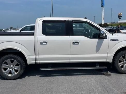 Used 2019 Ford F150 Lariat w/ Equipment Group 502A Luxury AWD/4WD image 14