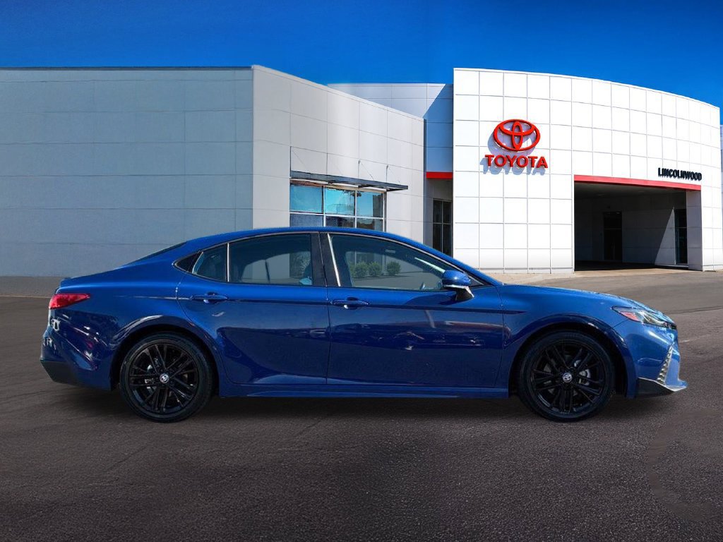 Used 2026 Toyota Camry SE FWD image 8