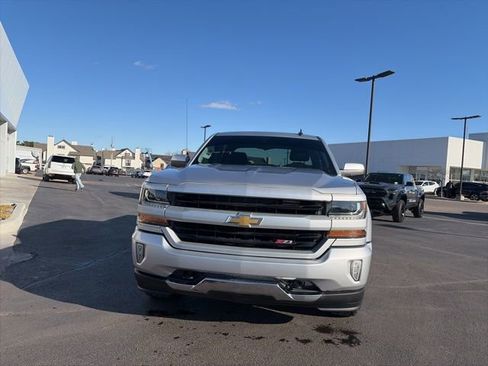 Used 2018 Chevrolet Silverado 1500 LT w/ All Star Edition image 2
