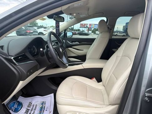 Used 2023 Buick Enclave Essence FWD image 11