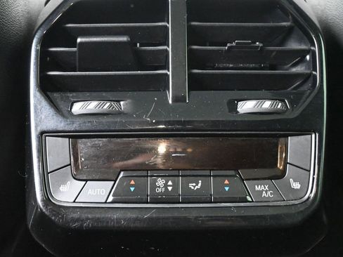 Used 2023 BMW iX xDrive50 w/ Premium Package image 22