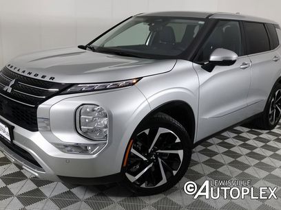 Used 2024 Mitsubishi Outlander SE