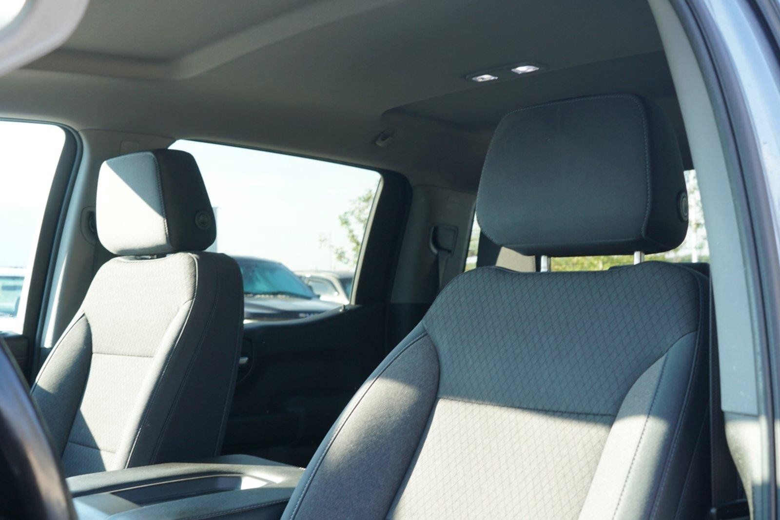 Used 2019 Chevrolet Silverado 1500 LT w/ Texas Edition RWD image 11