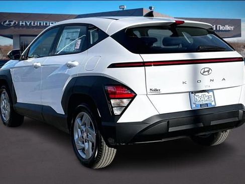 New 2026 Hyundai Kona SE FWD image 3