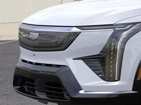 New 2026 Cadillac Optiq Luxury 2 RWD image 13