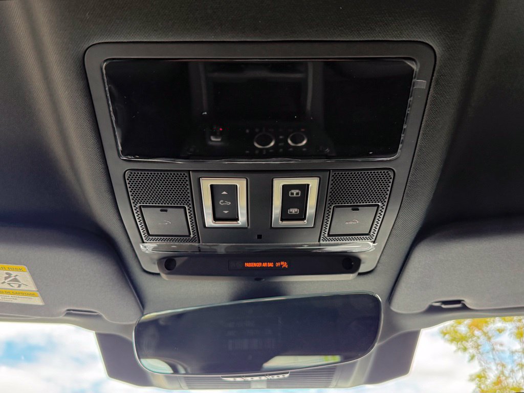 New 2026 Land Rover Defender 110 S AWD/4WD image 31