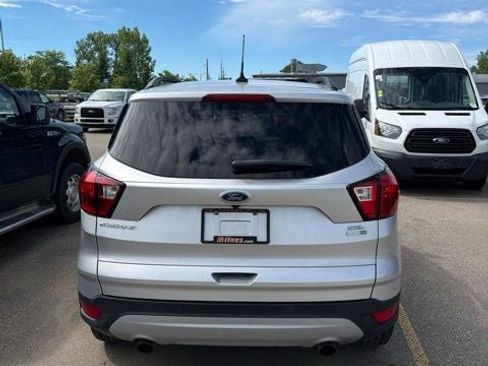 Used 2019 Ford Escape SEL AWD/4WD image 3