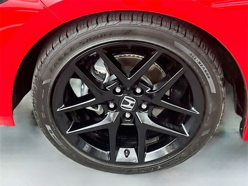 Used 2025 Honda Civic Sport image 28