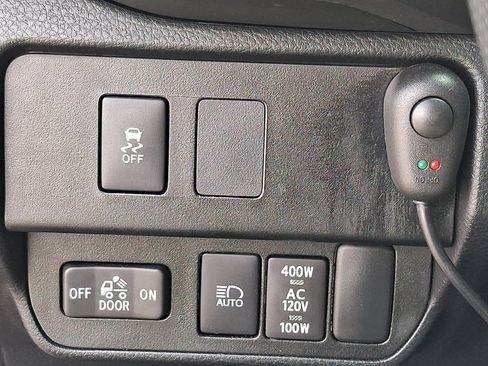 Used 2023 Toyota Tacoma TRD Off-Road image 24