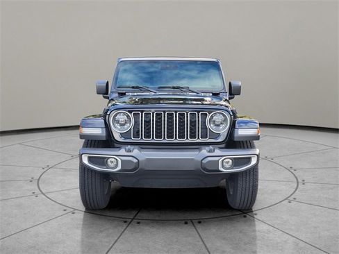 Certified 2024 Jeep Wrangler Sahara image 15