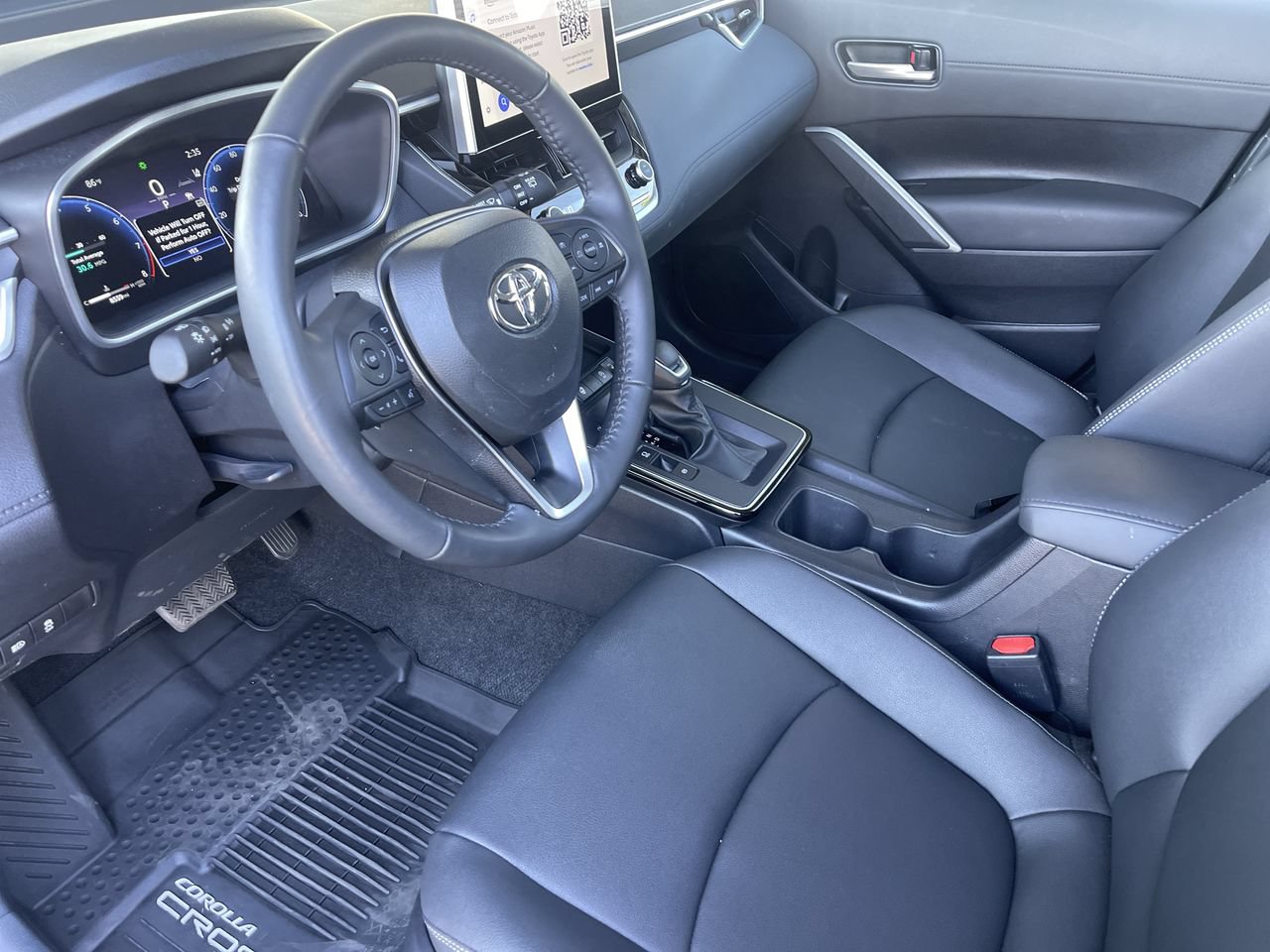 Used 2026 Toyota Corolla Cross XLE AWD/4WD image 10