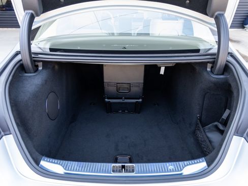 Used 2024 Mercedes-Benz Maybach S 680 4MATIC image 56