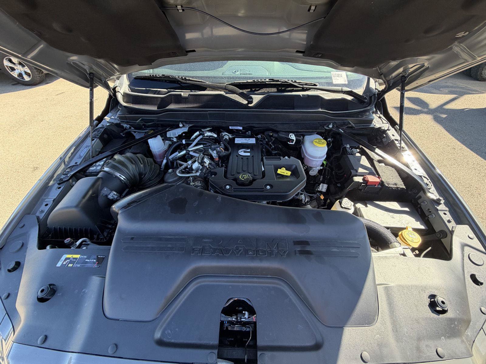 Used 2026 RAM 2500 Laramie AWD/4WD image 24