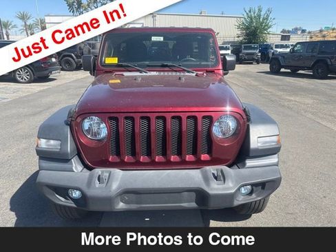 Used 2022 Jeep Wrangler Unlimited Sport AWD/4WD image 9
