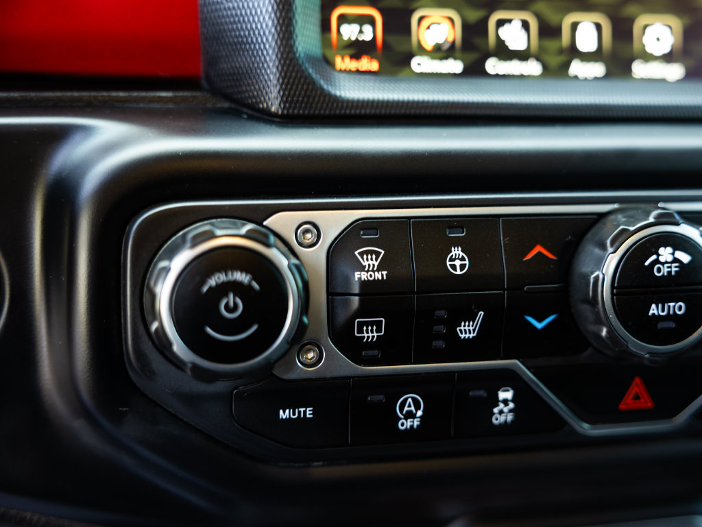Used 2020 Jeep Wrangler Unlimited Rubicon AWD/4WD image 23