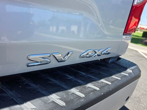 Used 2020 Nissan Titan SV w/ SV Convenience Package image 7