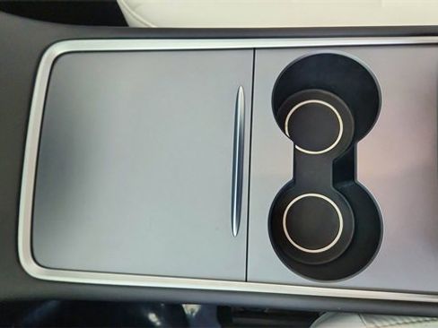 Used 2024 Tesla Model Y Long Range image 53