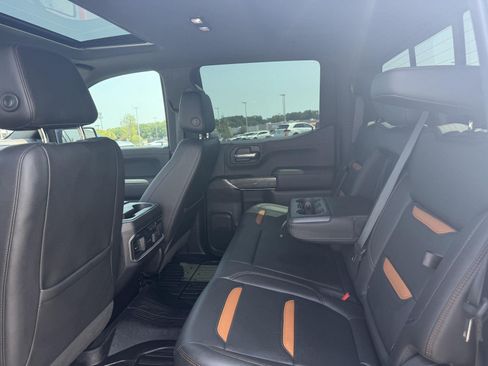 Used 2019 GMC Sierra 1500 AT4 w/ AT4 Preferred Package AWD/4WD image 14