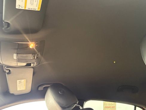 Used 2018 Mercedes-Benz GLA 250 image 32