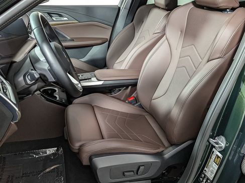 Used 2025 BMW X1 xDrive28i w/ Convenience Package image 16