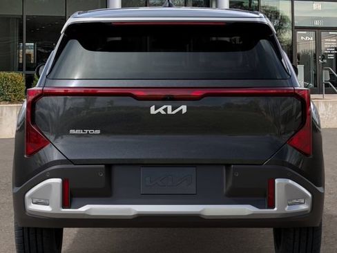 New 2027 Kia Seltos S FWD image 14