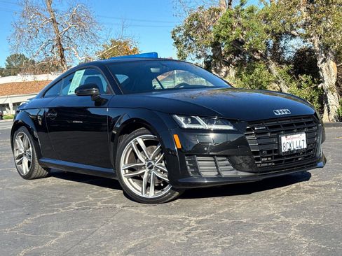Used 2017 Audi TT 2.0T w/ Technology Package image 2