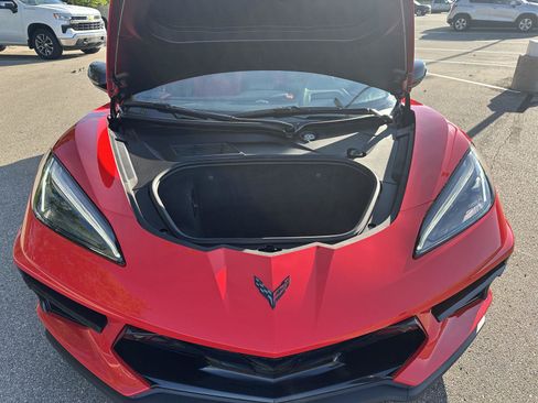 Used 2022 Chevrolet Corvette Stingray Premium Conv w/ Z51 Performance Package RWD image 11