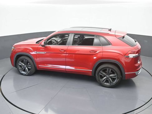 Used 2021 Volkswagen Atlas Cross Sport SE w/ Panoramic Sunroof Package FWD image 47